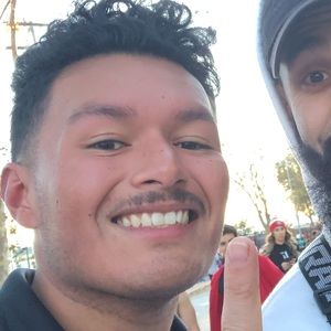 Meet your Posher, Juan